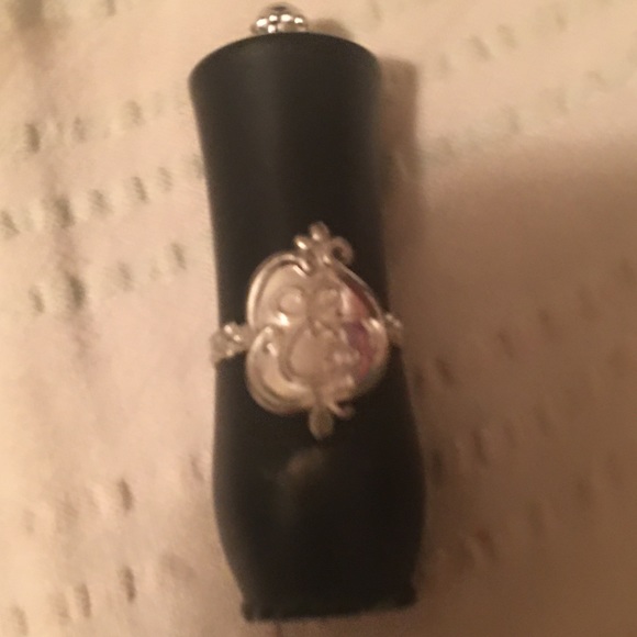 Makeup - Picture 5 of 10